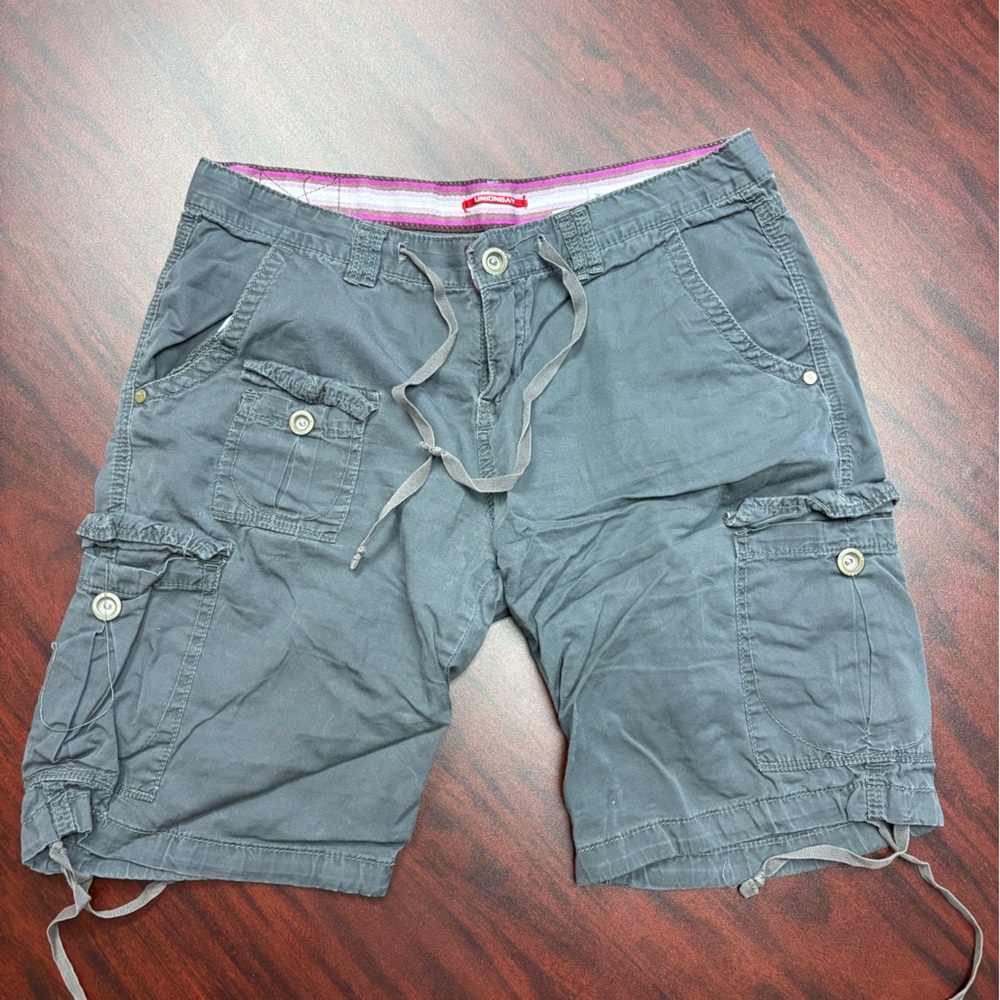 Cotton grey women cargo shorts